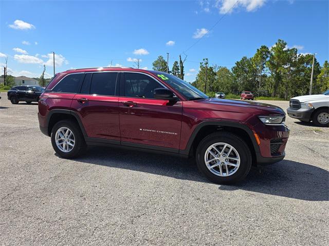 Photo of 2025 Velvet Red Pearlcoat Jeep Grand Cherokee