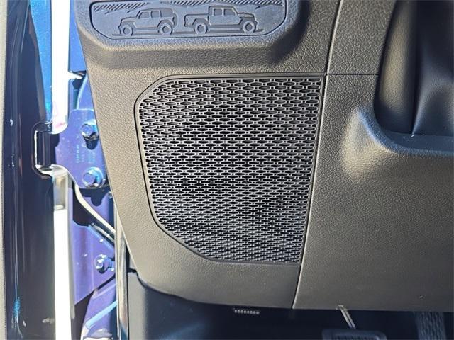 Photo of 2025 Fathom Blue Pearlcoat Jeep Gladiator