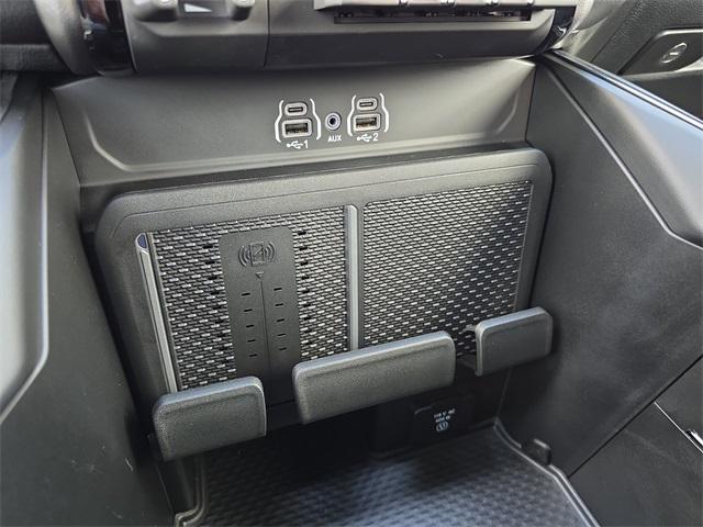 Photo of 2026 Bright White Clearcoat RAM 1500