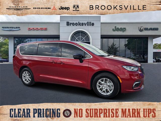 Photo of 2026 Pr6 Chrysler Pacifica