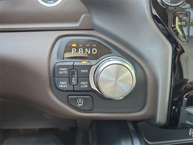 Photo of 2025 Bright White Clearcoat RAM 1500