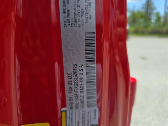 Photo of 2025 Firecracker Red Clearcoat Jeep Gladiator