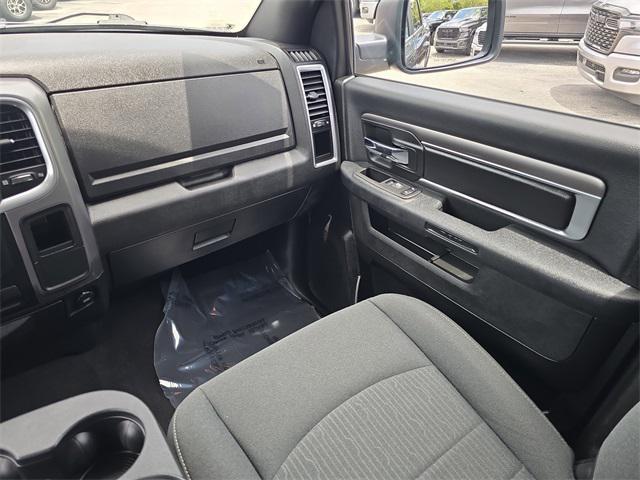 Photo of 2024 Granite Crystal Metallic Clearcoat RAM 1500 Classic