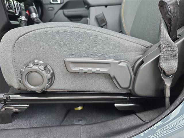 Photo of 2025 Anvil Clearcoat Jeep Wrangler