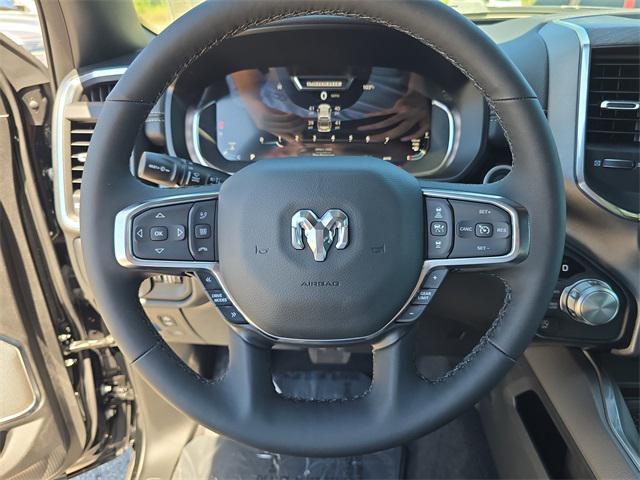 Photo of 2026 Diamond Black Crystal Pearlcoat RAM 1500