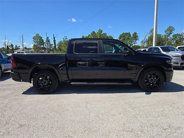 Photo of 2026 Diamond Black Crystal Pearlcoat RAM 1500