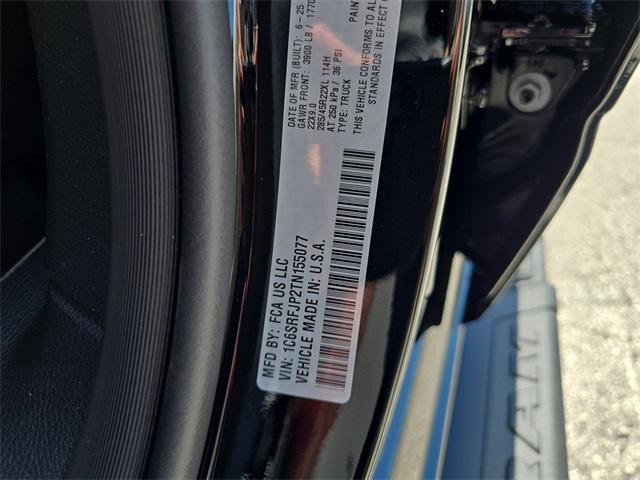 Photo of 2026 Diamond Black Crystal Pearlcoat RAM 1500