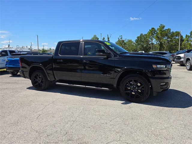 Photo of 2026 Diamond Black Crystal Pearlcoat RAM 1500