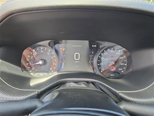 Photo of 2025 Diamond Black Crystal Pearlcoat Jeep Compass