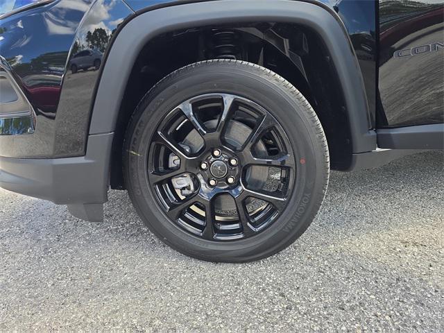 Photo of 2025 Diamond Black Crystal Pearlcoat Jeep Compass