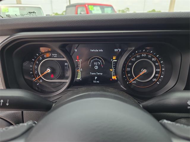 Photo of 2025 Anvil Clearcoat Jeep Wrangler