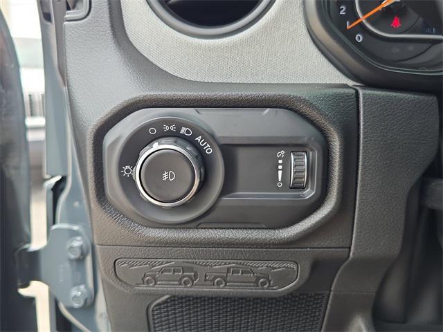 Photo of 2025 Anvil Clearcoat Jeep Wrangler