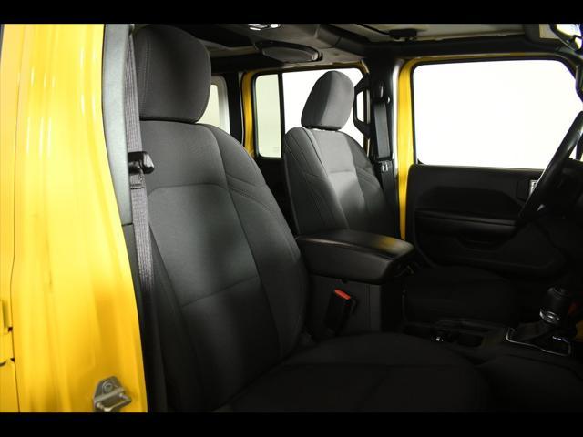 Photo of 2021 Hellayella Clearcoat Jeep Wrangler Unlimited