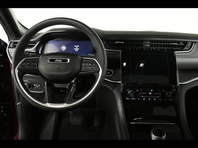 Photo of 2023 Velvet Red Pearlcoat Jeep Grand Cherokee