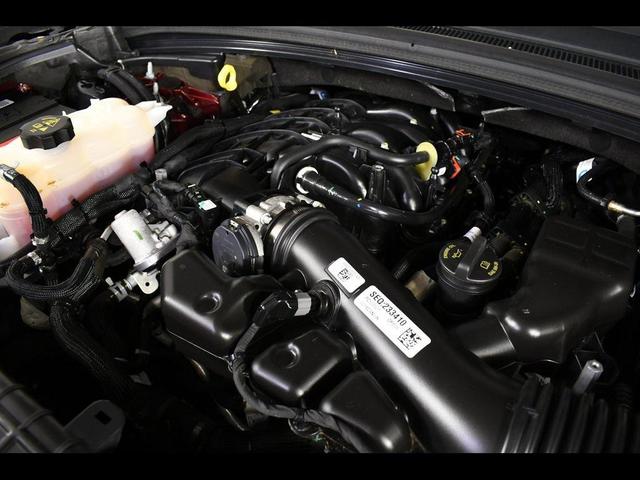 Photo of 2023 Velvet Red Pearlcoat Jeep Grand Cherokee