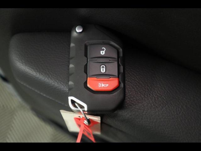Photo of 2025 Anvil Clearcoat Jeep Wrangler