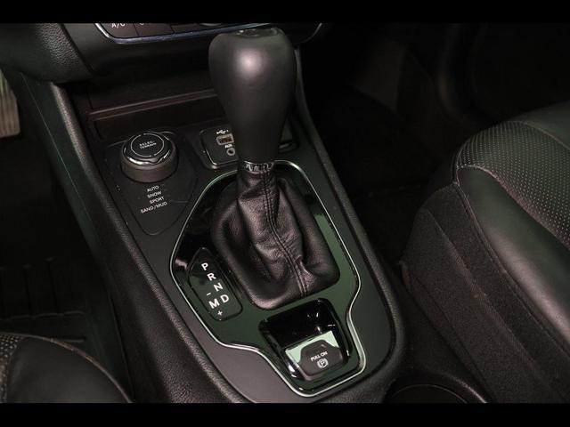 Photo of 2019 Sting-Gray Clearcoat Jeep Cherokee