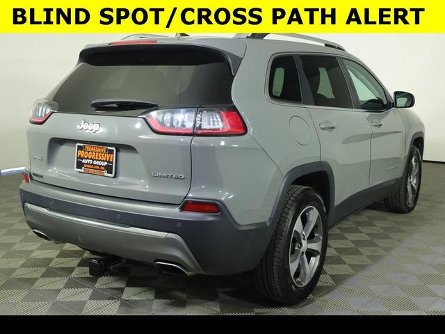 Photo of 2019 Sting-Gray Clearcoat Jeep Cherokee