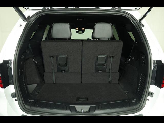 Photo of 2025 White Knuckle Clearcoat Dodge Durango