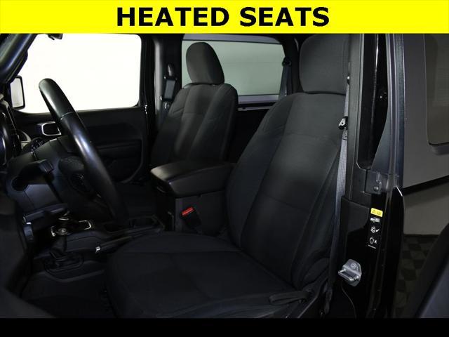 Photo of 2021 Black Clearcoat Jeep Wrangler