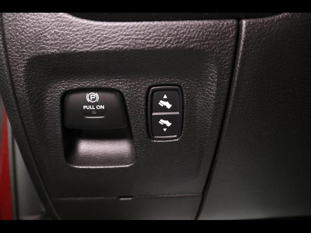Photo of 2022 Delmonico Red Pearlcoat RAM 1500