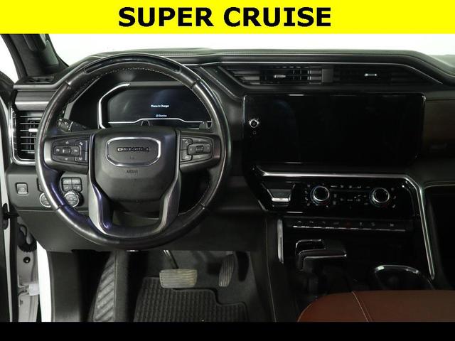 Photo of 2023 White Frost Tricoat GMC Sierra 1500