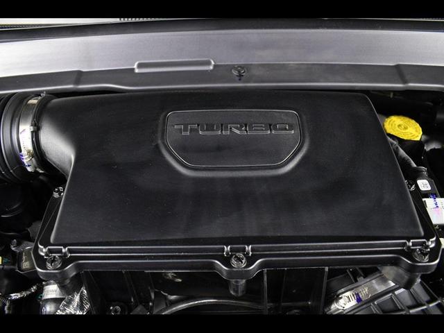 Photo of 2025 Diamond Black Crystal Pearlcoat Jeep Compass