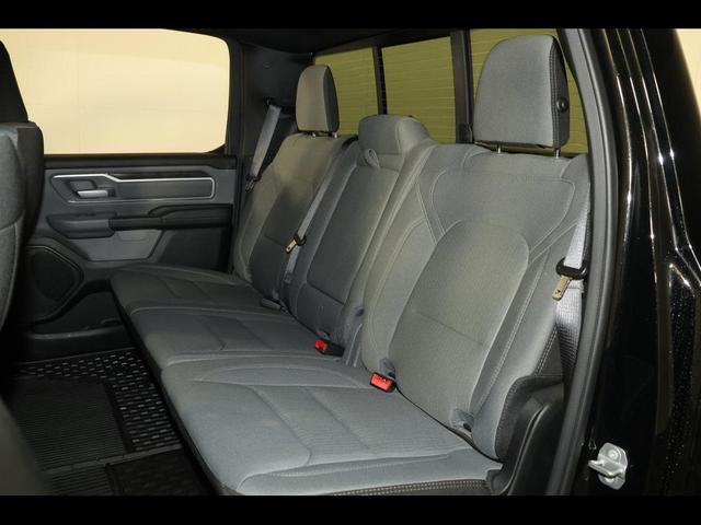 Photo of 2023 Diamond Black Crystal Pearlcoat RAM 1500