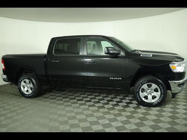 Photo of 2023 Diamond Black Crystal Pearlcoat RAM 1500