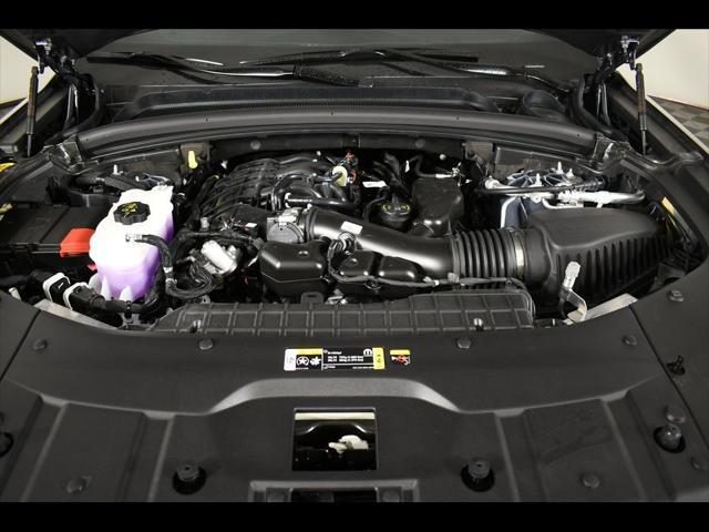 Photo of 2025 Baltic Gray Metallic Clearcoat Jeep Grand Cherokee L