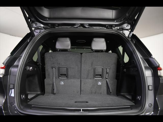 Photo of 2025 Baltic Gray Metallic Clearcoat Jeep Grand Cherokee L
