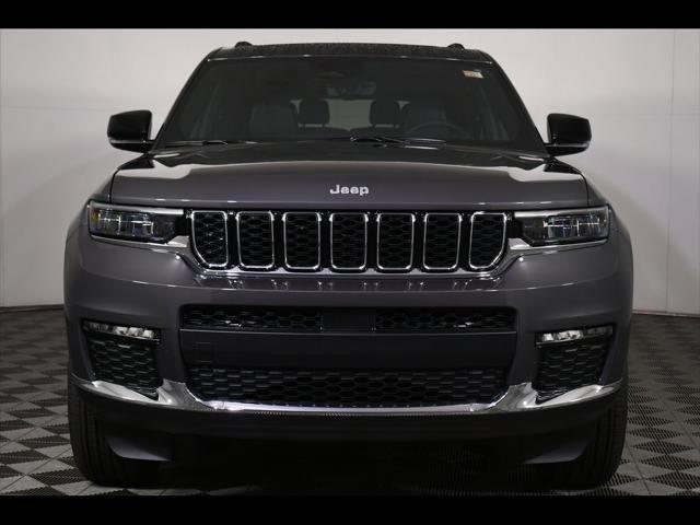 Photo of 2025 Baltic Gray Metallic Clearcoat Jeep Grand Cherokee L