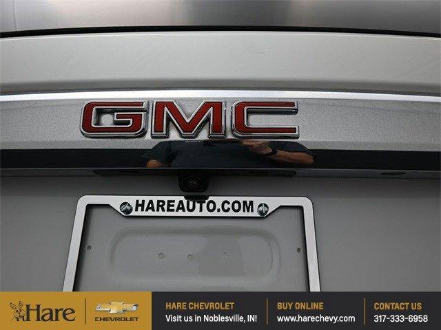 Photo of 2023 White Frost Tri-Coat GMC Yukon