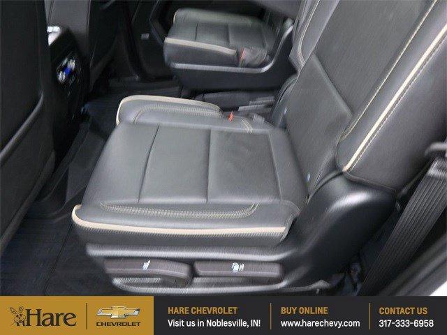 Photo of 2023 White Frost Tri-Coat GMC Yukon