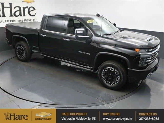 Photo of 2022 Black Chevrolet Silverado 3500