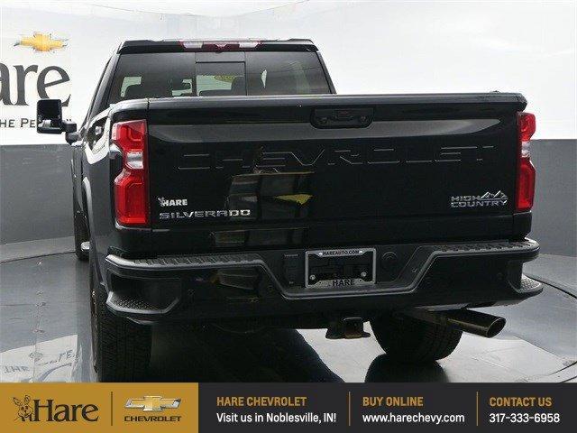 Photo of 2022 Black Chevrolet Silverado 3500