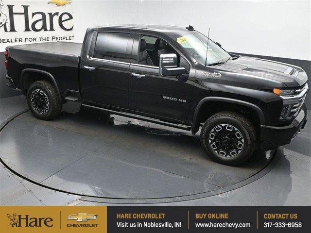Photo of 2022 Black Chevrolet Silverado 3500