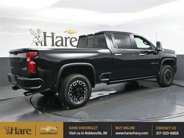 Photo of 2022 Black Chevrolet Silverado 3500