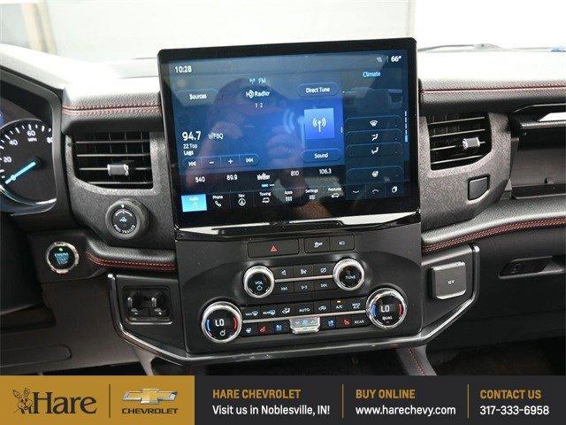 Photo of 2022 Red Metallic Ford Expedition