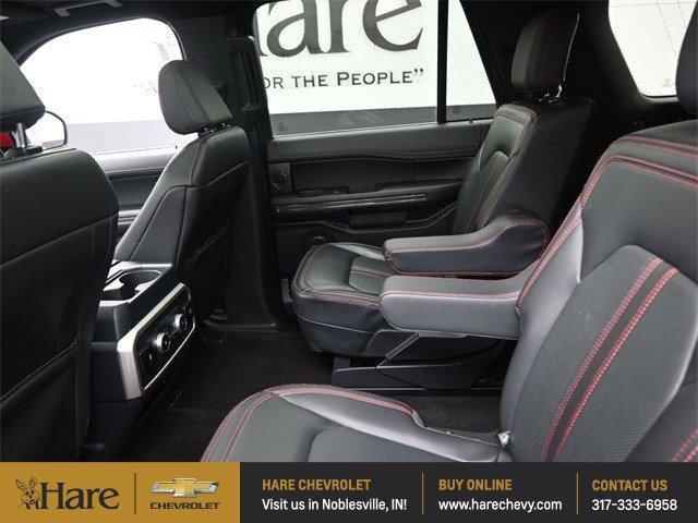 Photo of 2022 Red Metallic Ford Expedition