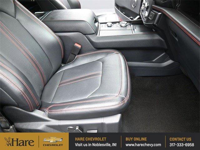 Photo of 2022 Red Metallic Ford Expedition