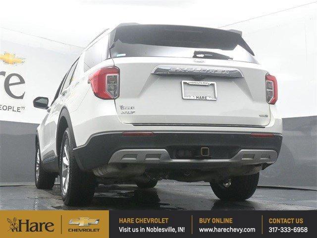 Photo of 2020 White Ford Explorer