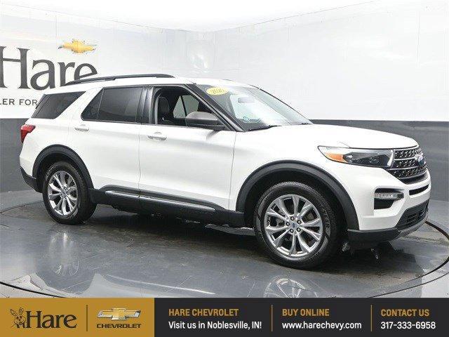 Photo of 2020 White Ford Explorer