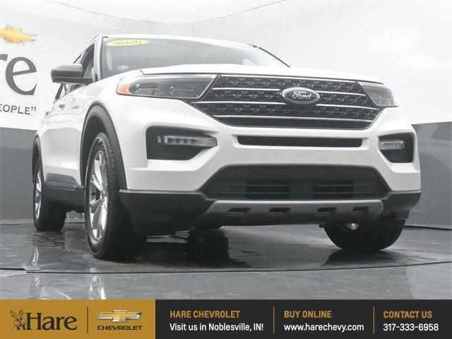Photo of 2020 White Ford Explorer