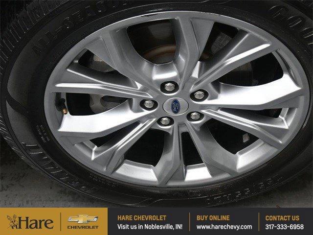 Photo of 2020 White Ford Explorer