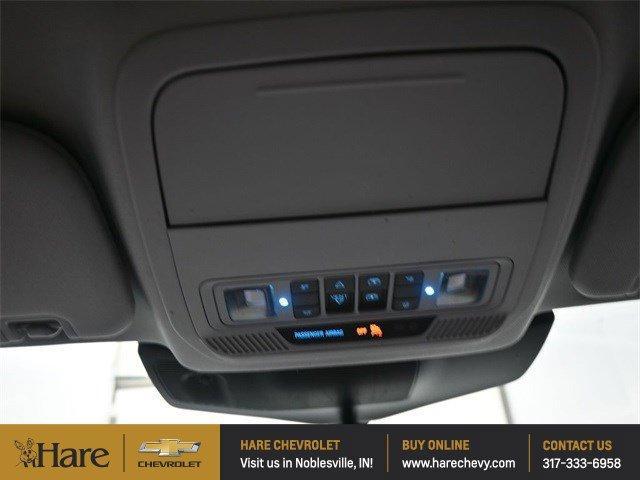 Photo of 2020 White Ford Explorer