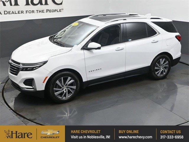 Photo of 2022 Summit White Chevrolet Equinox