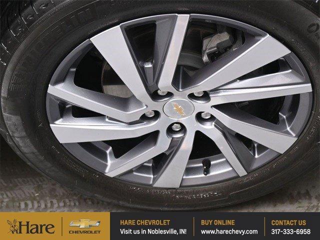 Photo of 2022 Summit White Chevrolet Equinox