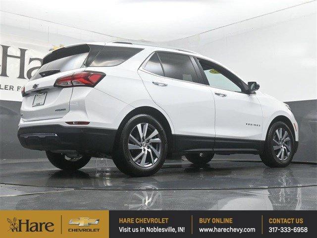 Photo of 2022 Summit White Chevrolet Equinox