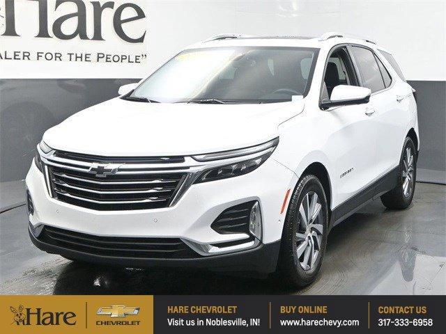 Photo of 2022 Summit White Chevrolet Equinox